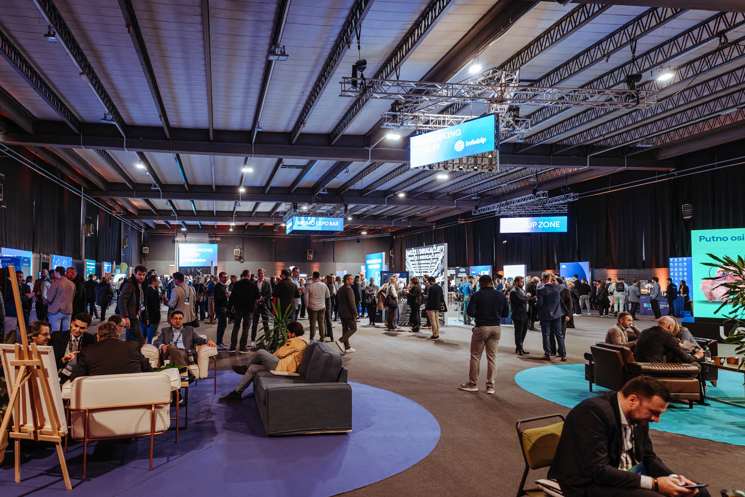 soce_plus_mrsa_moneymotion26_expo_06